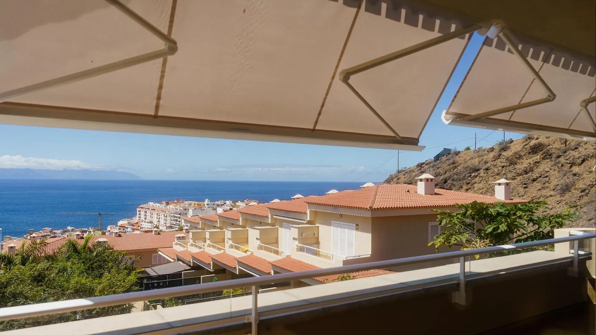 Luna - Ac, 2 Pools, Panoramic Ocean, Private Garage, Fibre Net Puerto de Santiago  Apartamento