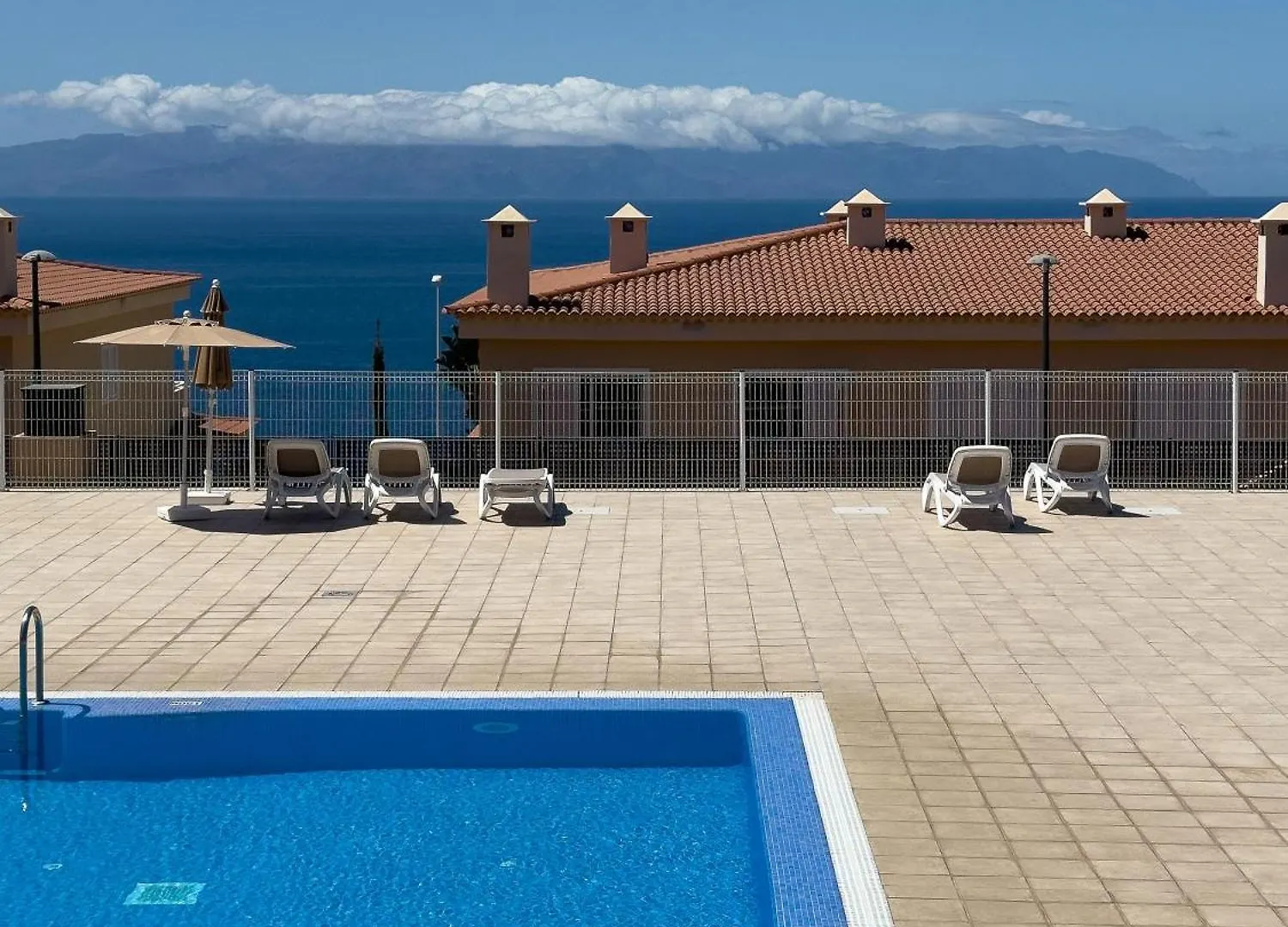 Luna - Ac, 2 Pools, Panoramic Ocean, Private Garage, Fibre Net Puerto de Santiago  Apartamento Puerto de Santiago (Tenerife)